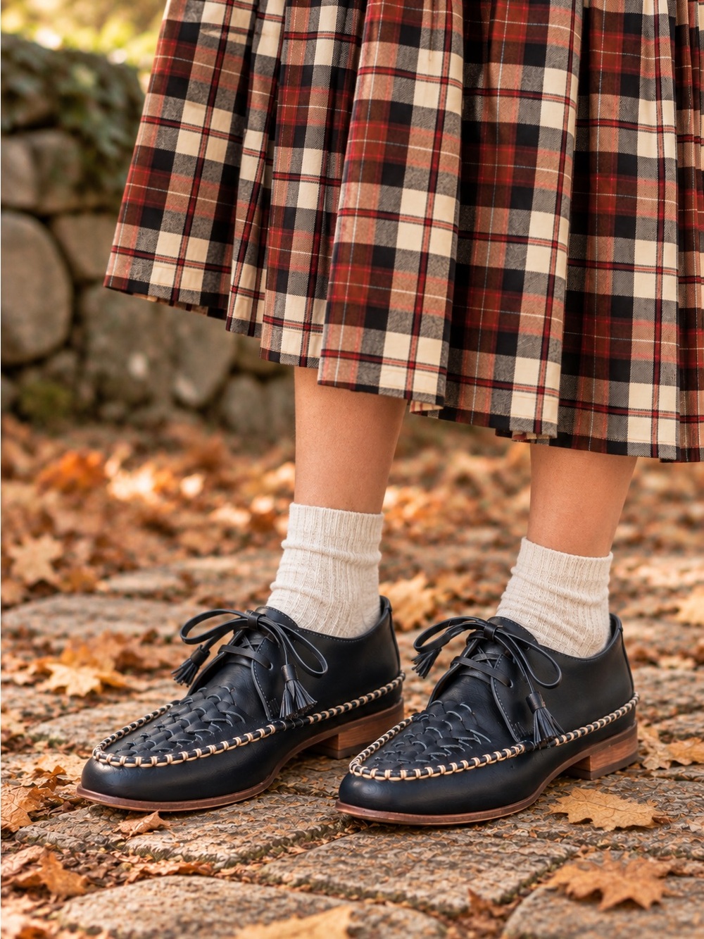 THE GREAT. The Lake Shoe in Blue